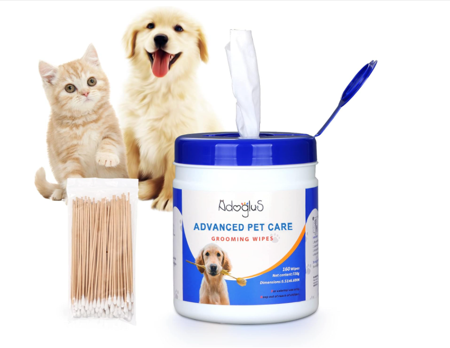 Super soft pet wipes with free cotton swabs